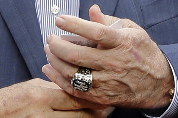 Rudy giuliani yankees ring cheap